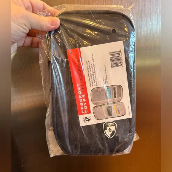 NWT Heys Travel Passport wallet & Cover Black - Picture 6 of 7